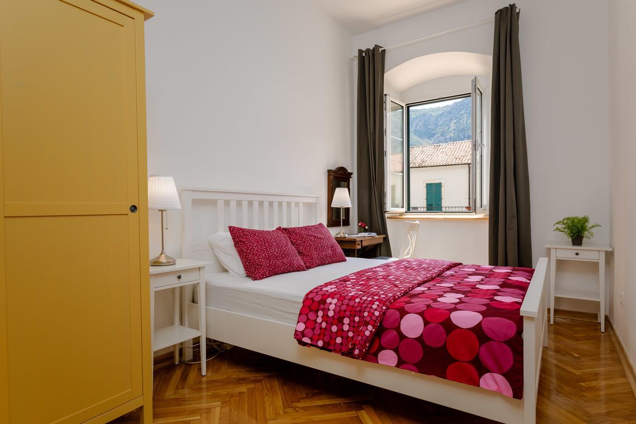 Old Town Clock Tower Apartment Κότορ Εξωτερικό φωτογραφία